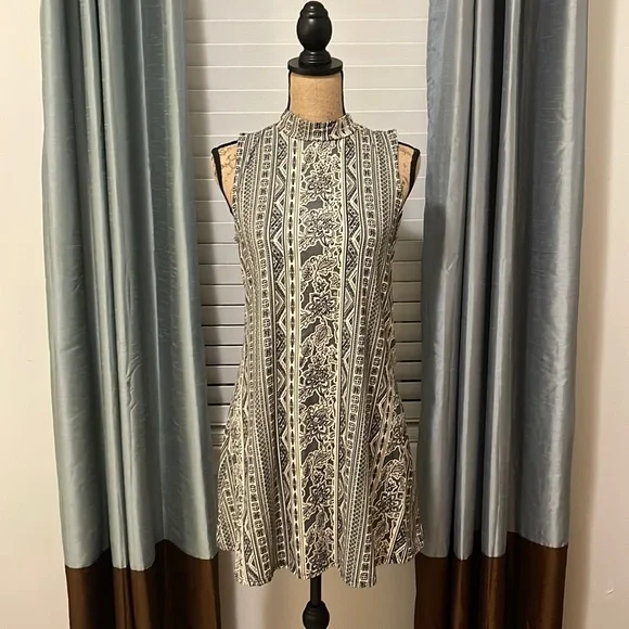 Print short dress - Picture 1 of 4